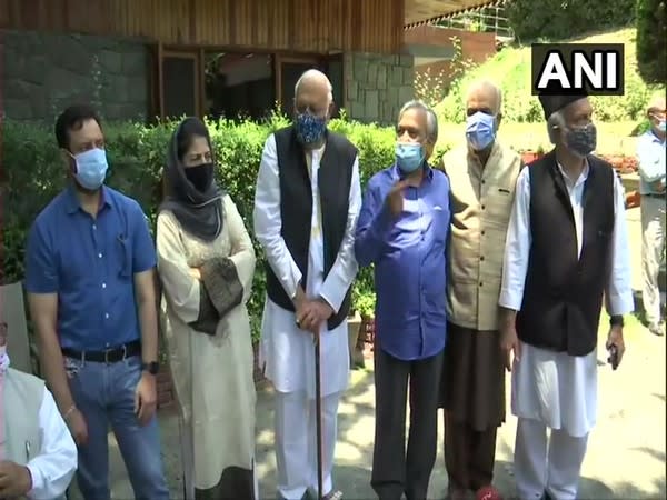 Leaders of PAGD at former Chief Minister Farooq Abdullah's residence in Srinagar on Tuesday (Photo/ANI)