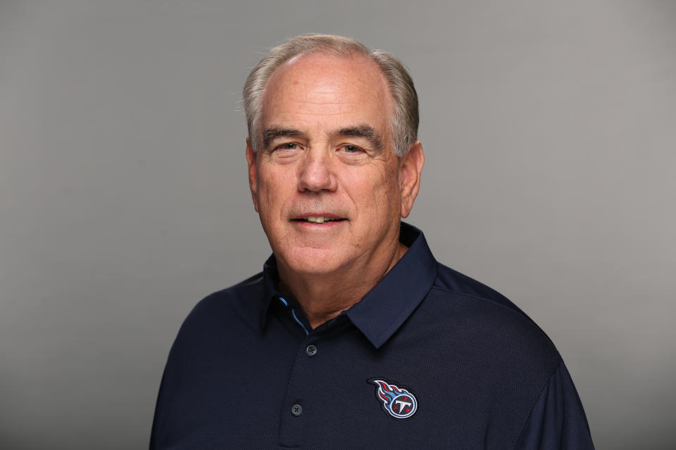 Tennessee Titans defensive coordinator Dean Pees has returned to Nashville after a health scare landed him in an Indianapolis hospital overnight Sunday. (AP)