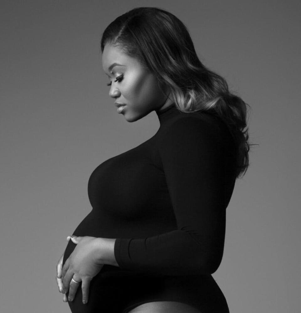 Nastassija Spraggins is shown in a maternity photo. (Credit: Nastassija Spraggins)