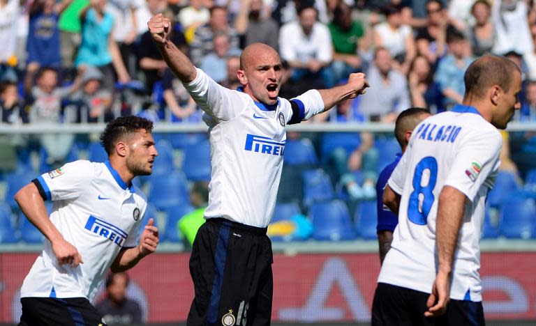 Inter Milan's Esteban Matias Cambiasso celebrates during the Italian Serie A football match against Sampdoria, on April 13, 2012 in Luigi Ferraris stadium in Genova