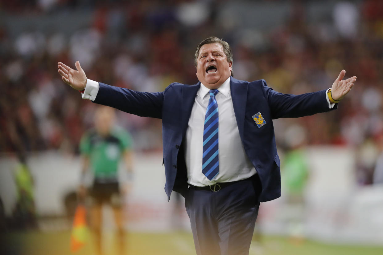 Piojo Herrera durante el partido de Ida de Semifinales contra Atlas. (Refugio Ruiz/Getty Images)