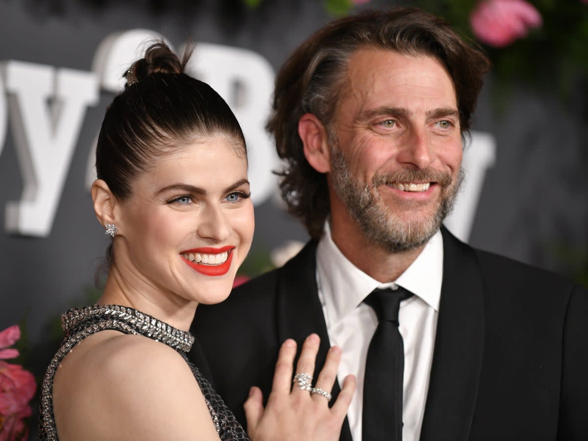  Alexandra Daddario and Andrew Form attend the 2022 Baby2Baby Gala presented by Paul Mitchell at Pacific Design Center on 12 November 2022 in West Hollywood, California (Rodin Eckenroth/Getty Images) (Getty Images)