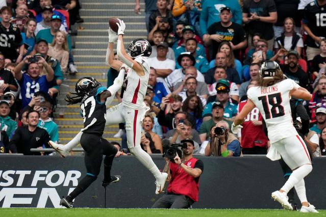 Lawrence, Ridley and defense help Jaguars beat Falcons 23-7 in London