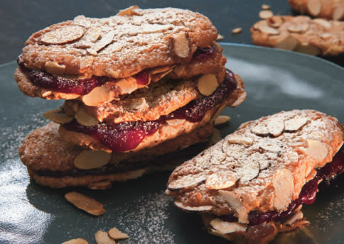 Chewy Almond-Raspberry Sandwich Cookies