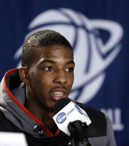 Delon Wright averaged 14.5 points and 5.1 assists last season for Utah. (AP)