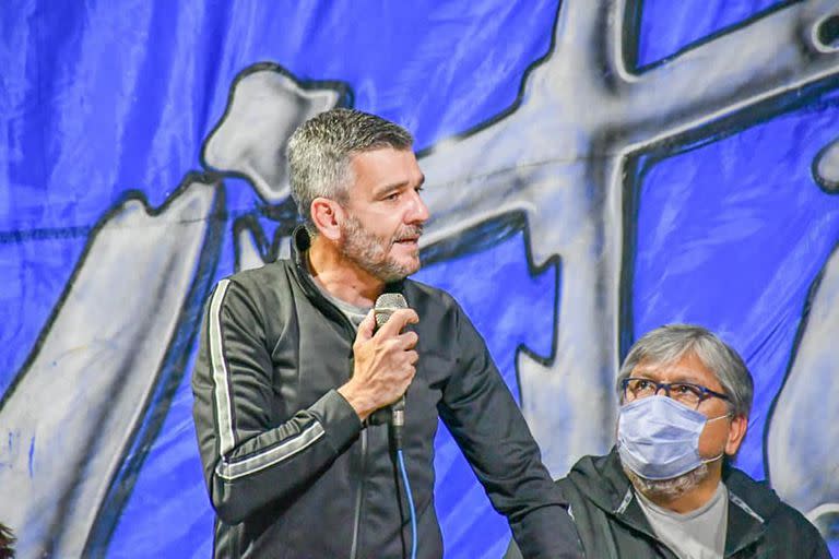 Zabaleta en un congreso del Movimiento Evita, pese a la rivalidad interna