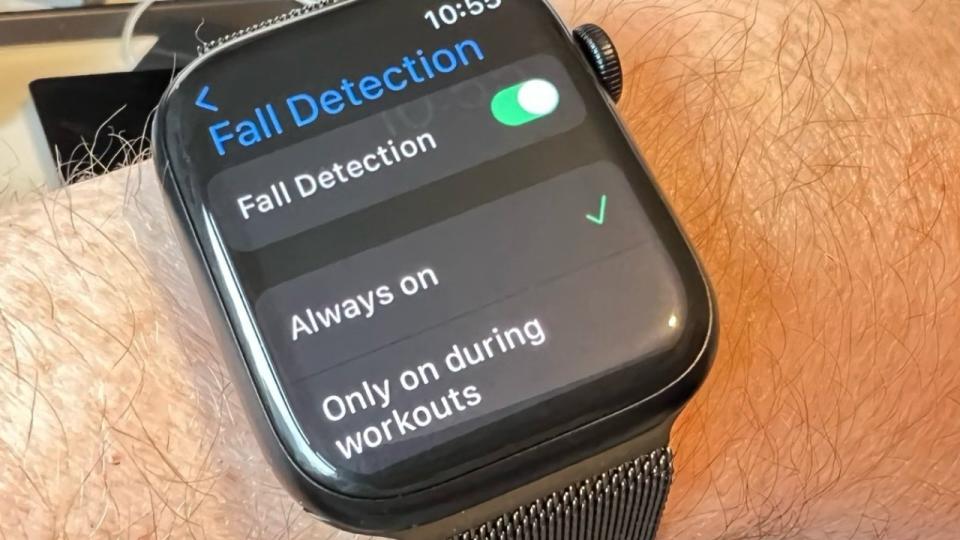 Setting up Fall Detection in the Apple Watch