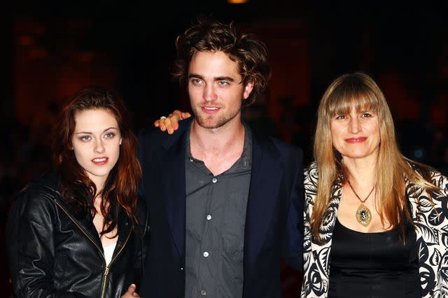 <p>Vittorio Zunino Celotto/Getty</p> Kristen Stewart, Robert Pattinson and director Catherine Hardwicke attend the premiere of 'Twilight' at the Rome International Film Festival in Oct. 2008