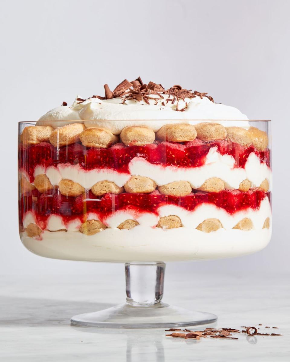 trifle dish of raspberry tiramisu