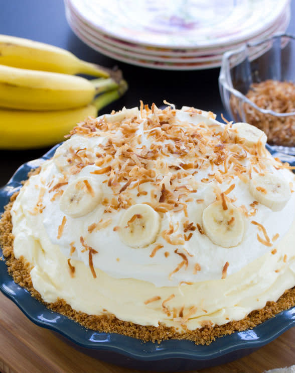 <strong>Get the <a href="http://www.aspicyperspective.com/2013/03/banana-cream-pie-recipe.html" target="_blank">Banana Cream Pie recipe</a> from A Spicy Perspective</strong>
