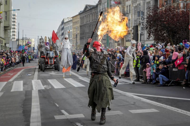 People mark the National Independence Day in Poznan