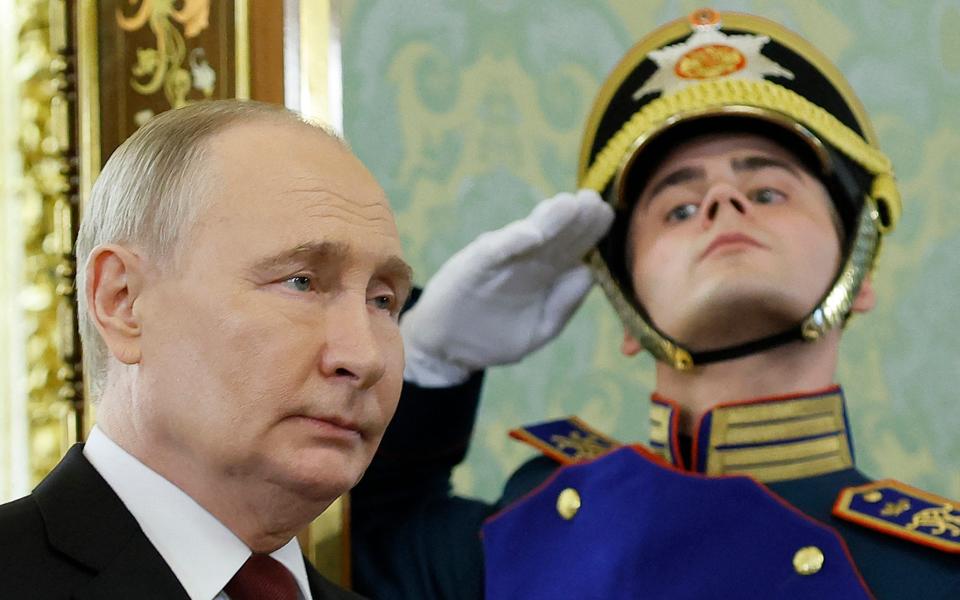 Vladimir Putin has decided that the Russia ministry of defence should be headed by a civilian