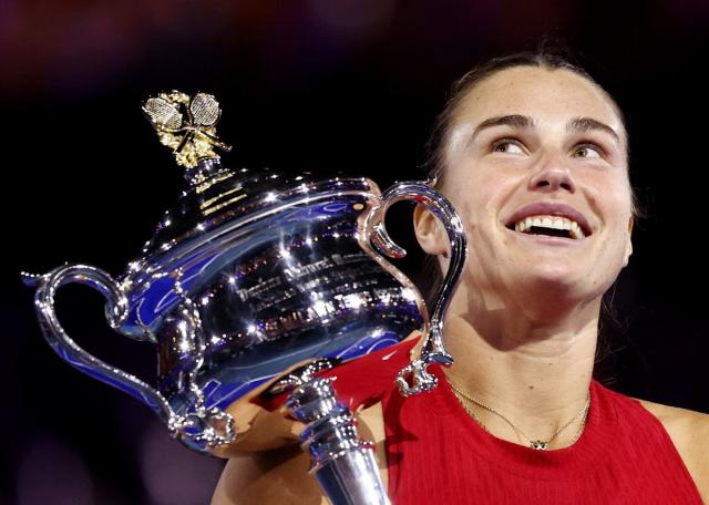 Sabalenka dominates Zheng, repeat as Australian Open women's singles champ  - Yahoo Sports