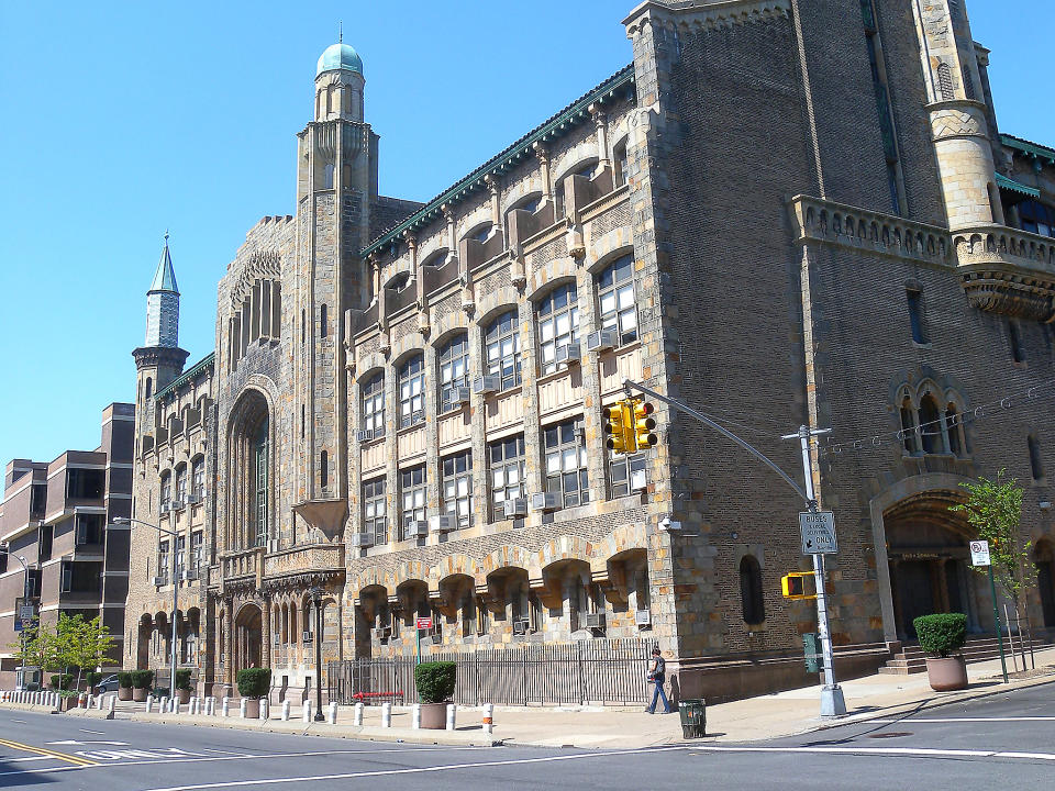 Yeshiva University's main campus in Washington Heights, New York: Creative Commons