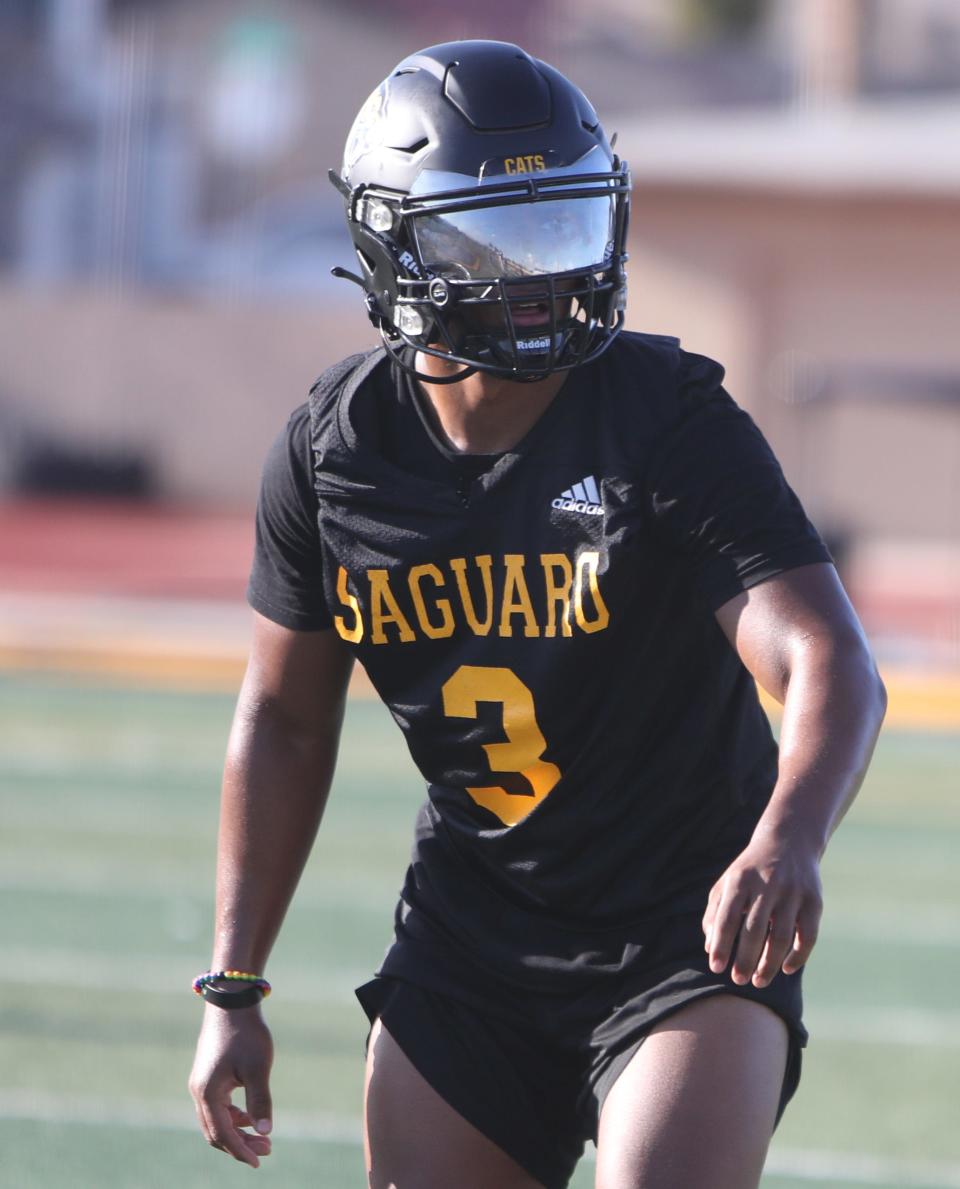 Outside linebacker JoJo Clark practices at Saguaro High School football stadium in Scottsdale on Tuesday, August 1, 2023. (Syndication: Arizona Republic)