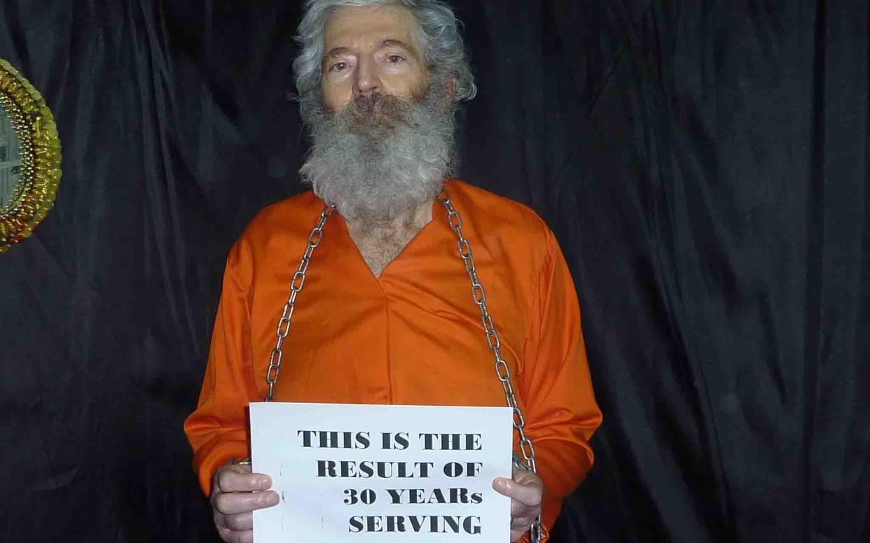 Missing former FBI agent Robert Levinson is believed to have died in Iranian custody - Levinson Family/AP