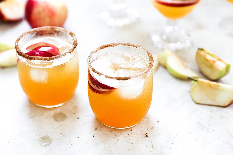 Apple Cider and Ginger Beer Bourbon Cocktail