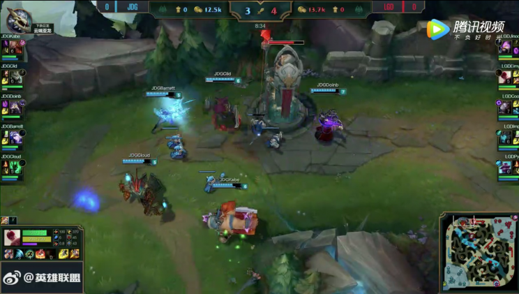 JD couldn't build up the wave well enough to take the turret on the initial push, so they lost first brick (lolesports)