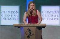 The daughter of former U.S. President Bill Clinton, Chelsea Clinton, speaks on stage at the Clinton Global Initiative 2013 (CGI) in New York September 24, 2013. REUTERS/Lucas Jackson (UNITED STATES - Tags: POLITICS)