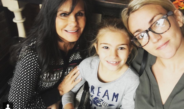 Maddie junto a su abuela Lynne y su mamá Jamie Lynn. Instagram