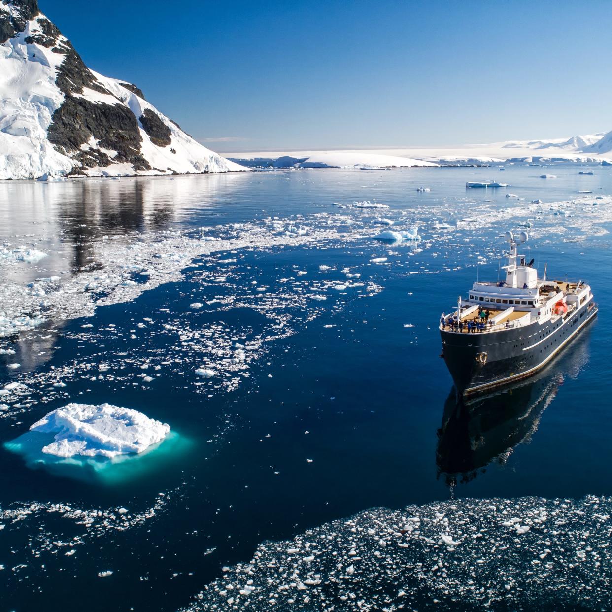 The trip of a lifetime: sailing in Antarctica aboard the superyacht Legend - Christopher Scholey