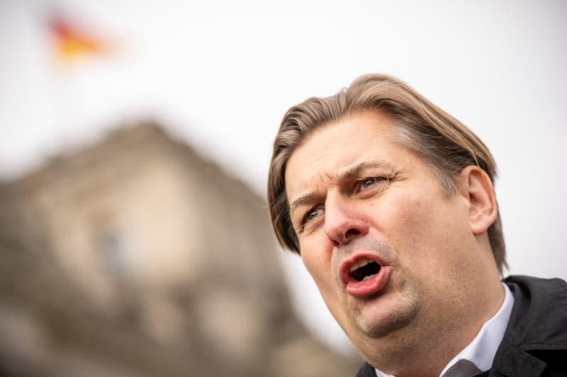 Maximilian Krah, AfD lead candidate for the European elections, leaves after a press statement. Germany's far-right Alternative for Germany (AfD) party has banned its lead candidate for the European election, Maximilian Krah, from making public appearances, following his comments that not all SS members were criminals. Michael Kappeler/dpa