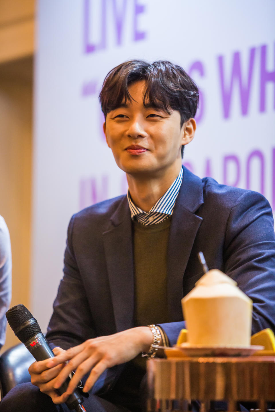 Park Seo-jun press conference in Singapore