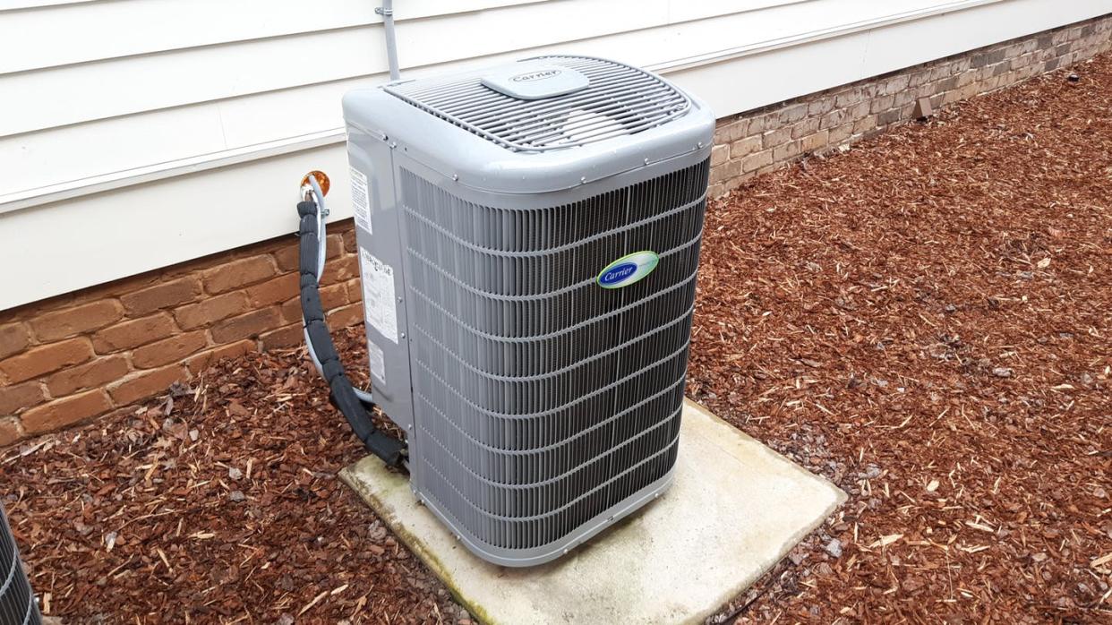 <span class="caption">Heating or cooling? I do both.</span> <span class="attribution"><a class="link " href="https://flic.kr/p/2kKjBWT" rel="nofollow noopener" target="_blank" data-ylk="slk:FanFan61618/Flickr;elm:context_link;itc:0;sec:content-canvas">FanFan61618/Flickr</a>, <a class="link " href="http://creativecommons.org/licenses/by-sa/4.0/" rel="nofollow noopener" target="_blank" data-ylk="slk:CC BY-SA;elm:context_link;itc:0;sec:content-canvas">CC BY-SA</a></span>