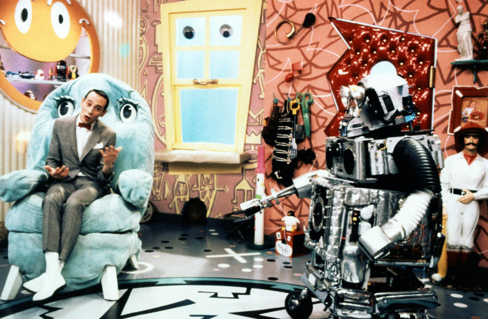 PEE-WEE's PLAYHOUSE, (from left): Chairry, Paul Reubens (as Pee-wee Herman), Mr. Window, Conky 2000. (Everett Collection)