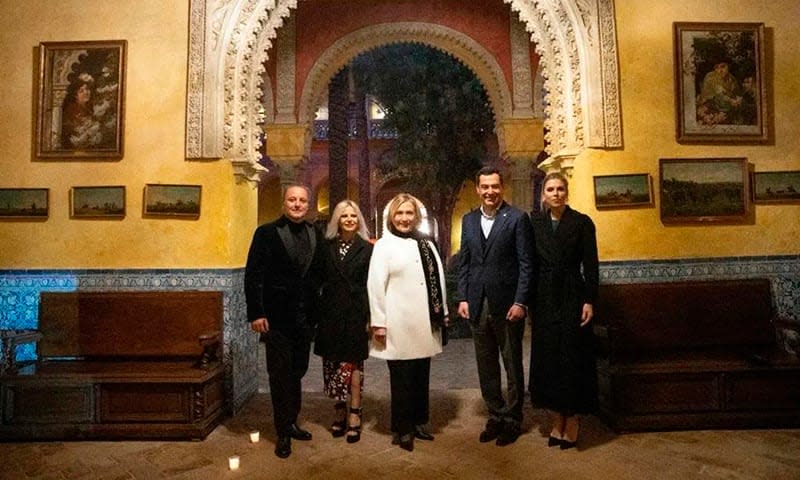 Fiesta privada a Hillary Clinton en el Palacio de Dueñas 