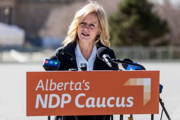 Alberta NDP Leader Rachel Notley wants the premier to immediately impose public health restrictions to curb the third wave of COVID-19 infections.  (Alberta NDP Caucus  - image credit)