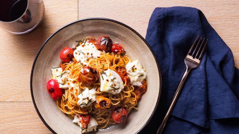 cherry tomato burrata pasta