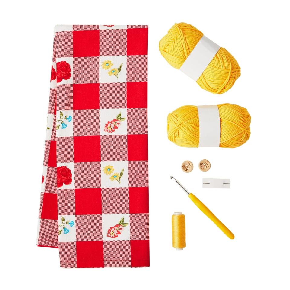 <p><a href="https://clicks.trx-hub.com/xid/hearstcorp_9eb67_tpw?q=https%3A%2F%2Fwww.walmart.com%2Fip%2FThe-Pioneer-Woman-Culinary-Floral-Crochet-Tea-Towel-Kit%2F942844342&p=https%3A%2F%2F&utmSource=yahoo-us&utmCampaign=3208&utmMedium=syn" rel="nofollow noopener" target="_blank" data-ylk="slk:Shop Now;elm:context_link;itc:0;sec:content-canvas" class="link ">Shop Now</a></p><p>The Pioneer Woman Culinary Floral Crochet Tea Towel Kit</p><p>walmart.com</p><p>$14.97</p>