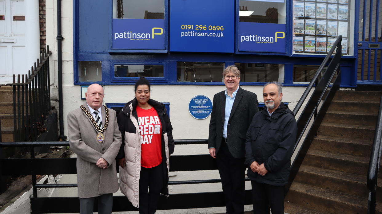 The unveiling of a blue plaque for Charles Minto