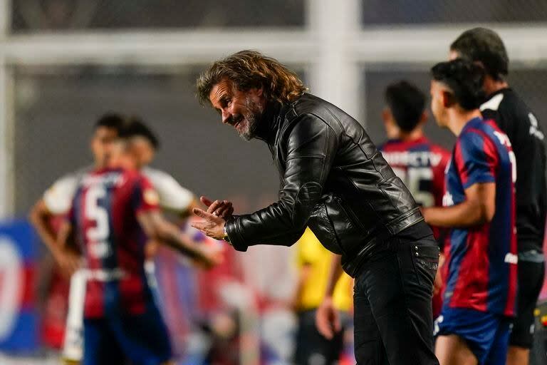 El San Lorenzo de Rubén Darío Insúa acumula seis partidos sin triunfos