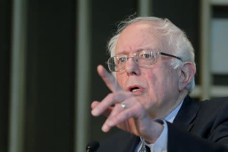 U.S. Democratic presidential candidate and U.S. Senator Bernie Sanders speaks at a community forum about contaminated water in Flint, Michigan February 25, 2016. REUTERS/Brian Snyder