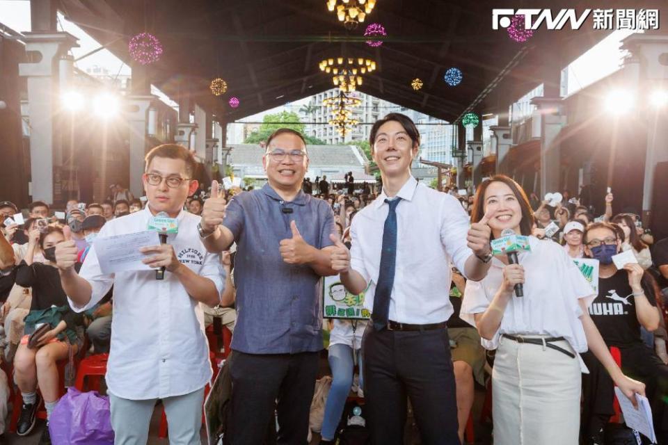 民進黨舉辦「Green Up! 和台灣在一起」入黨簽名見面會。（圖／民進黨提供）