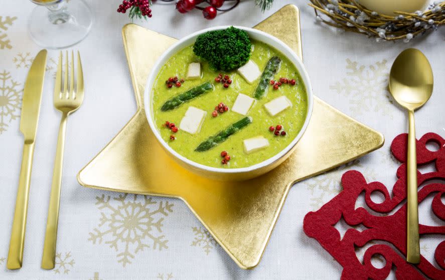 Una rica sopa de verduras para Navidad.