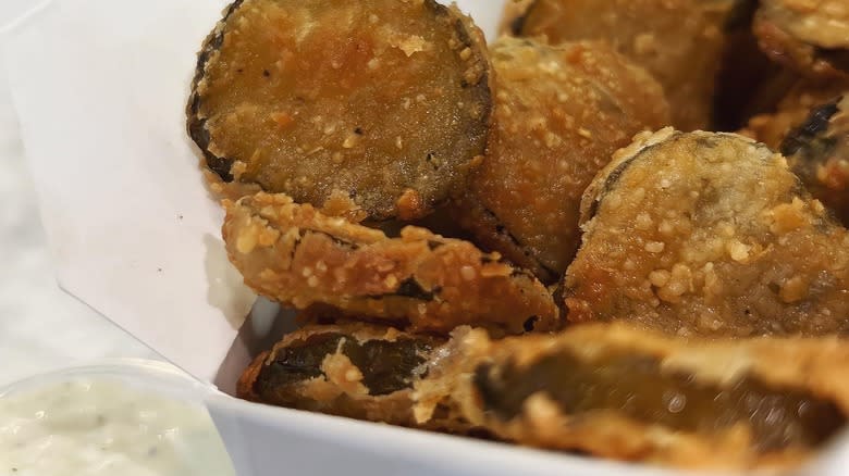 Delilah's deep fried pickles 