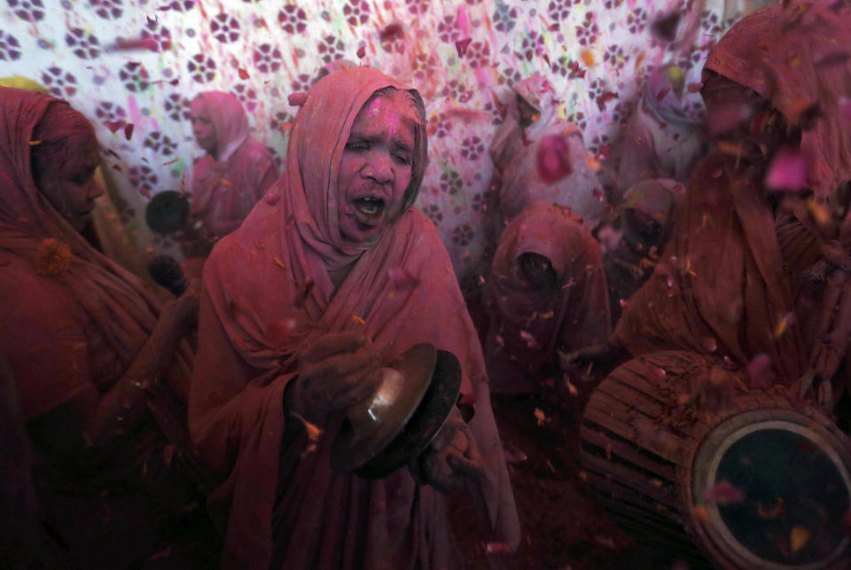 Widows celebrate Holi