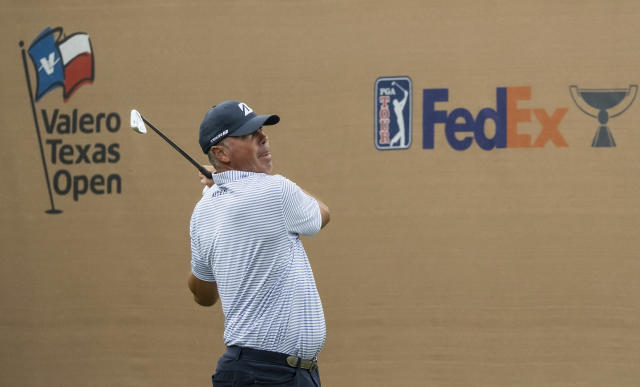 Matt Kuchar tees off on the six tenth hole during the first round of the Valero Texas Open golf tournament, Thursday, March 30, 2023, in San Antonio. (AP Photo/Rodolfo Gonzalez )