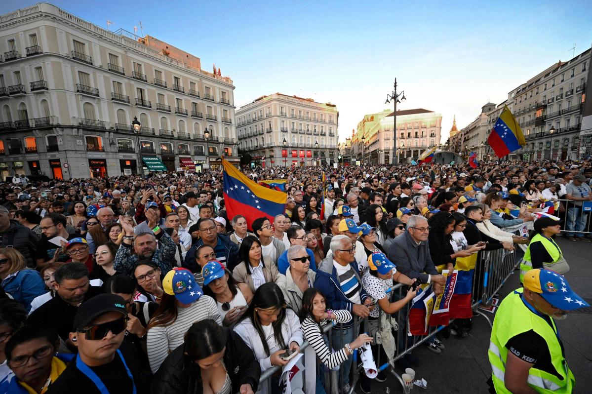 Dois meses antes das eleições na Venezuela, a oposição retomou os protestos com uma manifestação global
  #ÚltimasNotícias #Venezuela