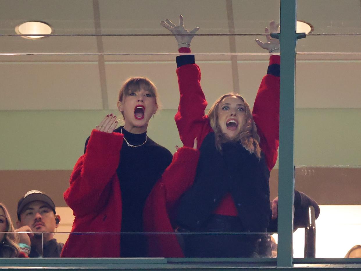 taylor swift brittany mahomes nfl game