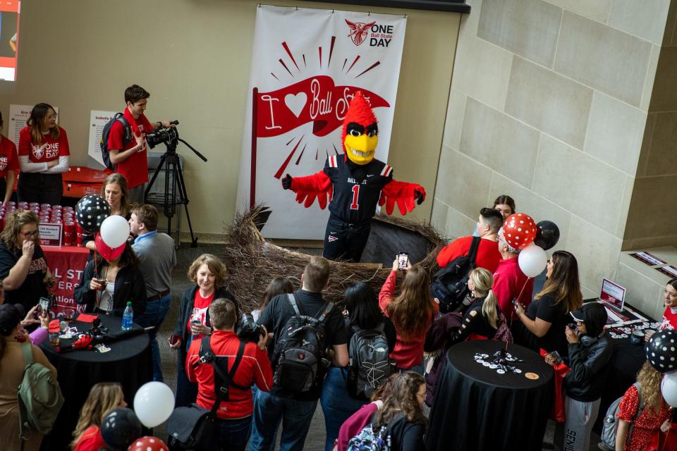 Participants take part in One Ball State Day.