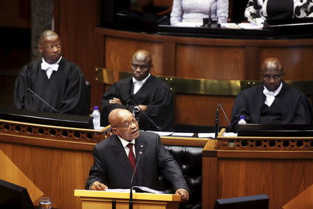 South Africa's President Jacob Zuma delivers his State of the Nation address at the opening session of Parliament in Cape Town, February 11, 2016. REUTERS/Schalk van Zuydam/Pool