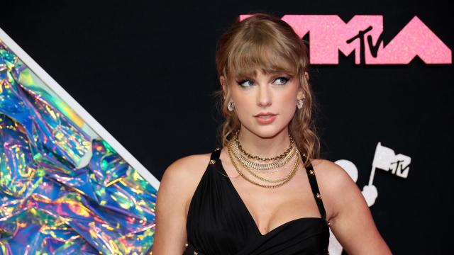 Taylor Swift Gives Us a New Era of Beauty at the VMAs