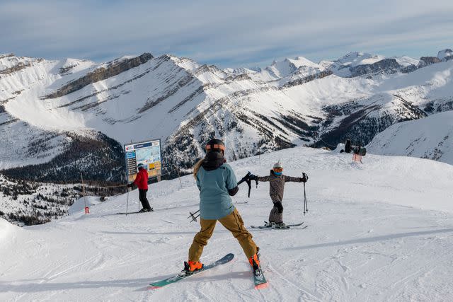 <p>Banff & Lake Louise Tourism Board</p>