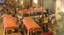 小巴司機不滿警方抄牌阻塞上海街