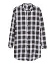 <p>H&M Long Flannel Shirt in B&W, $35, <a rel="nofollow noopener" href="http://www.hm.com/us/product/50614?article=50614-D#article=50614-D" target="_blank" data-ylk="slk:hm.com;elm:context_link;itc:0;sec:content-canvas" class="link ">hm.com</a></p>