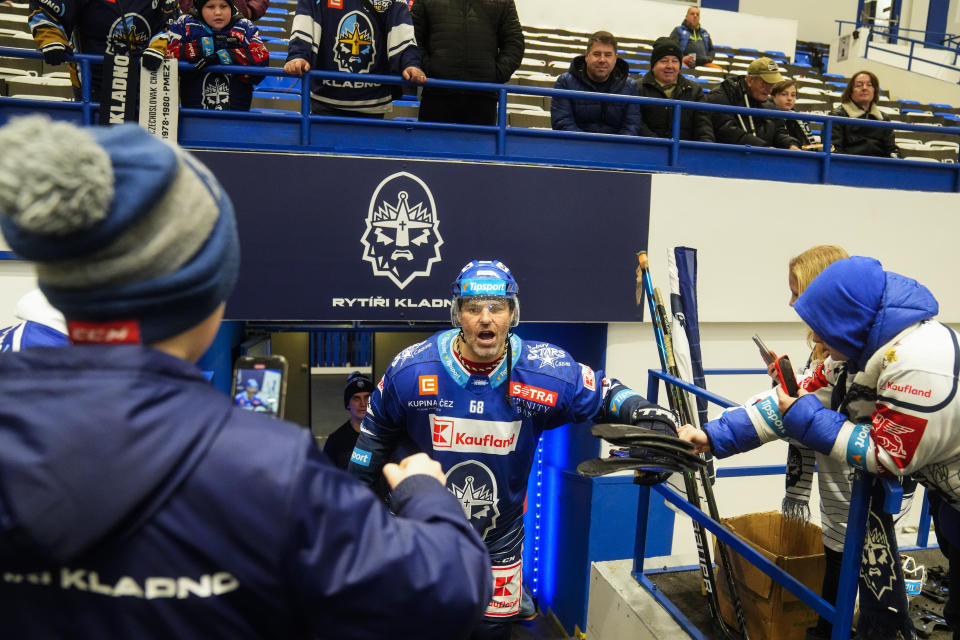 Jaromir Jagr, of Kladno Knights, arrives for the first Czech hockey league match against Ceske Budejovice in Kladno, Czech Republic, Sunday, Jan. 21, 2024. Jagr will have to miss a game or two while he's in Pittsburgh to see his No. 68 jersey raising to the rafters at PPG Paints Arena. Just three days after the right-winger turns 52, the Penguins will retire two-time Stanley Cup champion's number at a pre-game ceremony on Sunday Feb. 18. (AP Photo/Petr David Josek)